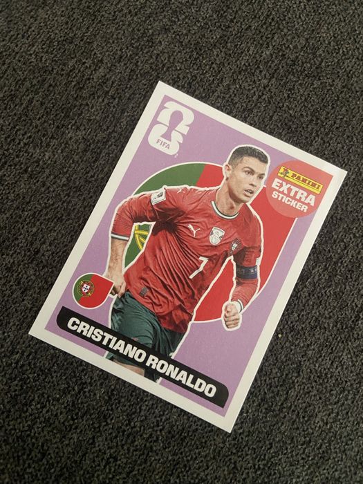 Cristiano Ronaldo EXTRA STICKER Purple (Roxo) - Panini Mundial 2026 - NOVO