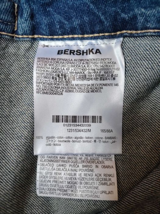 Стильные джинсовые шорты юбка с крупним плиссе, складками bershka
