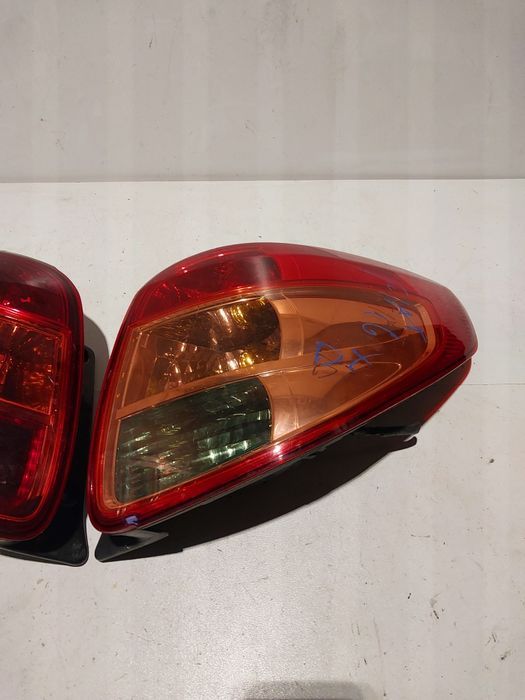 Suzuki sx 4 sx4 prawa lewa lampa tył tylna wkład lampy żarówek