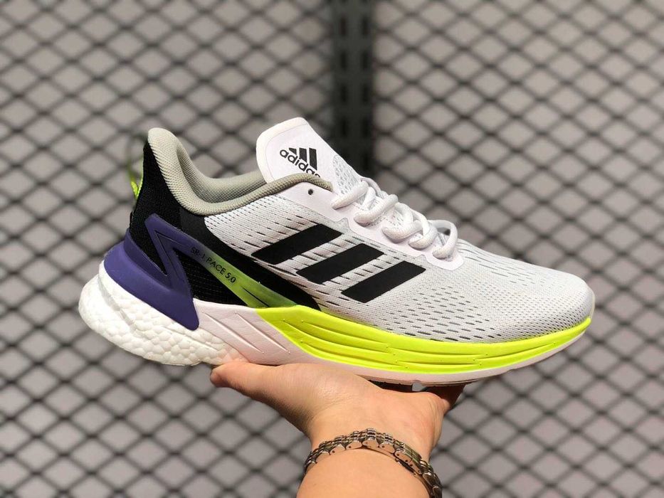 Кроссовки Adidas