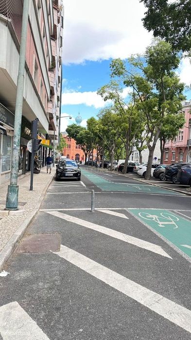 Loja em Lisboa na Av. Defensores de Chaves