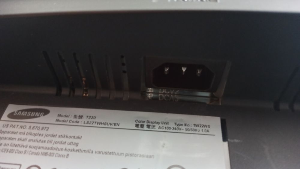 Monitor Samsung SyncMaster T220 22 cale