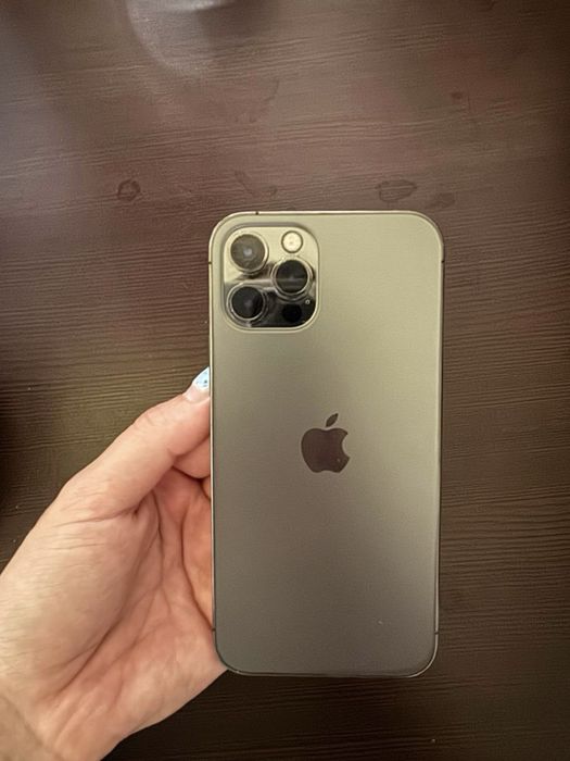Iphone 12 pro ідеальний стан