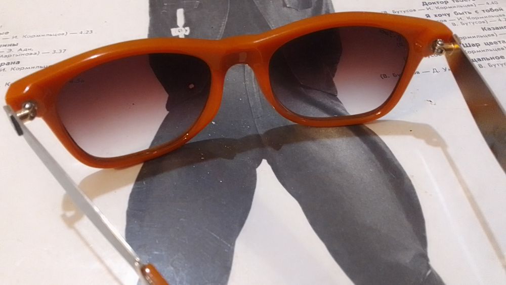 Продам окуляри уно секс