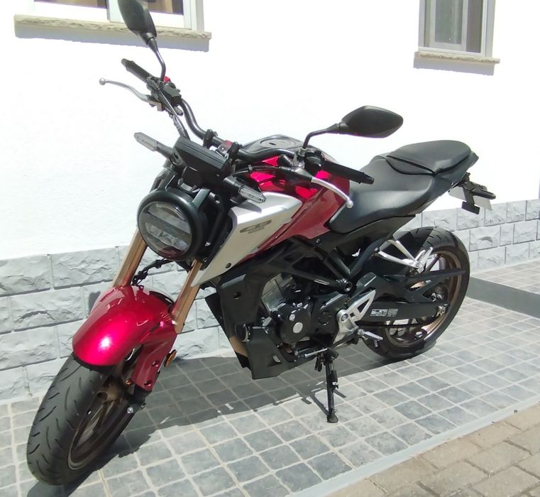 Honda CB 125R  - Como Nova