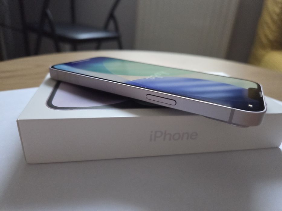 Smartfon Telefon iPhone 14 128GB Fioletowy jak Nowy Igła