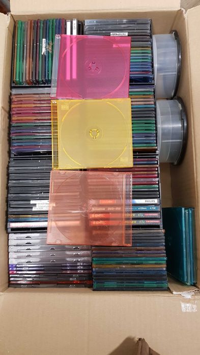 Pudełka na płyty slim kolorowe