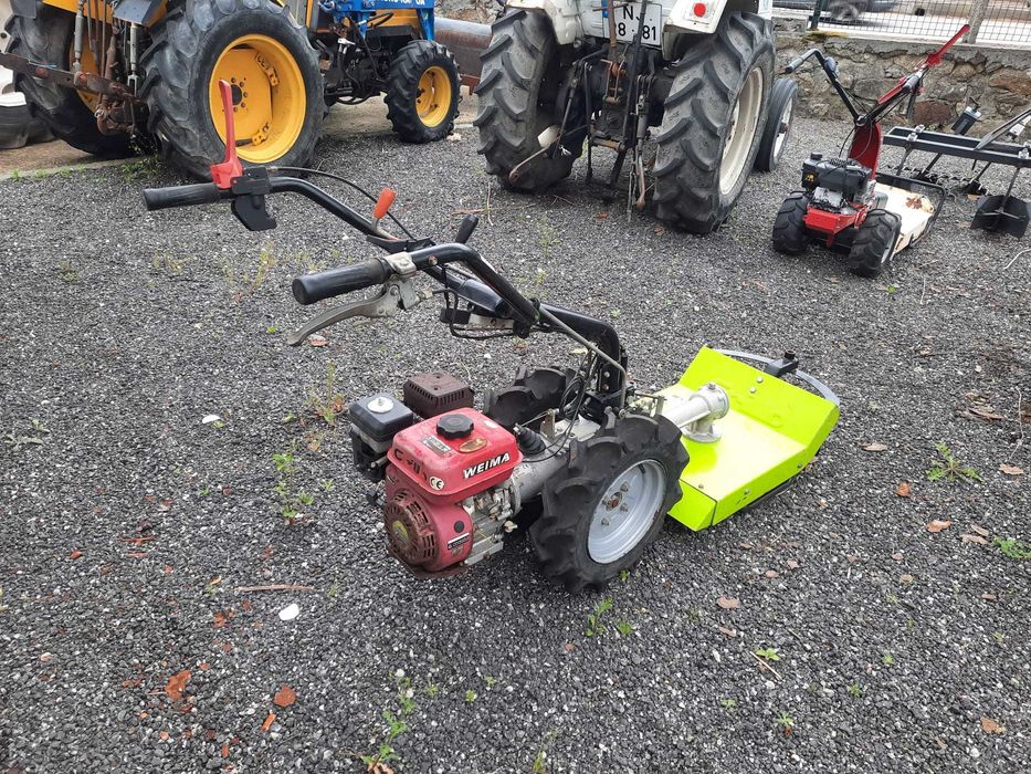 Motocultivador Grillo G55 + Capinadeira + Fresa