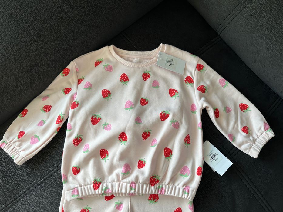 Fato de Treino Rosa Morangos (18-24 M) Novo