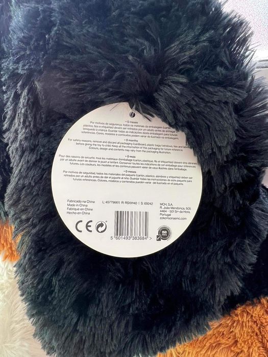 Peluche cão grande