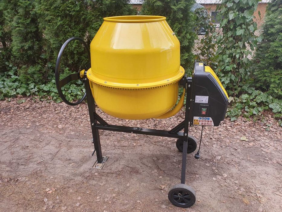 betoniarka 180L 800W 230V