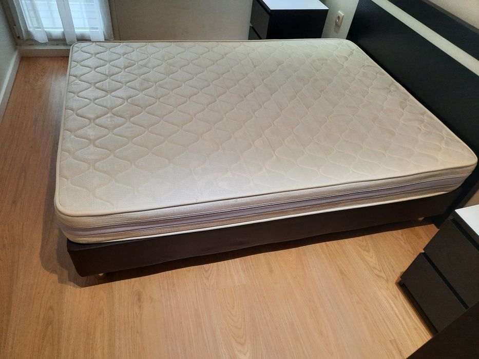 Colchão de casal  160 x2000m como novo