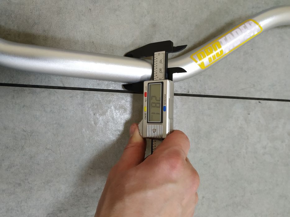 Кермо/руль мотоцикла PROTAPER  зі змінним перетином з 22/28мм та 22мм