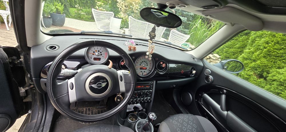 Mini cooper  1.6