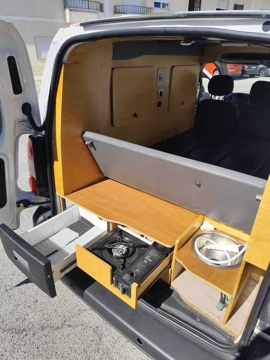 Autocaravana Citroën Berlingo 130mil Kilómetros