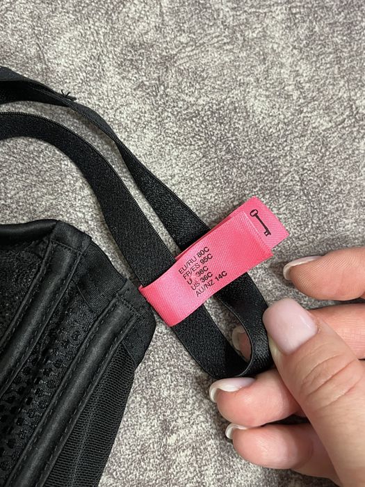 Бюстгалтер Ann Summers новий