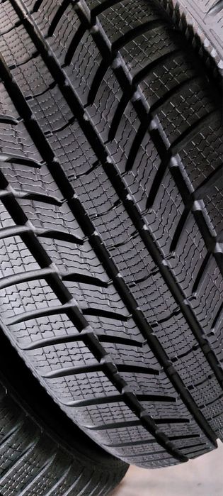 245/45/19 R19 Continental ContiWinterContact TS870P 4шт зима