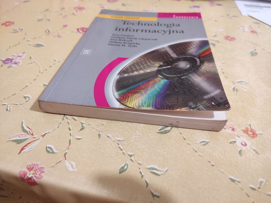 Podręcznik WSiP "Technologia informacyjna"