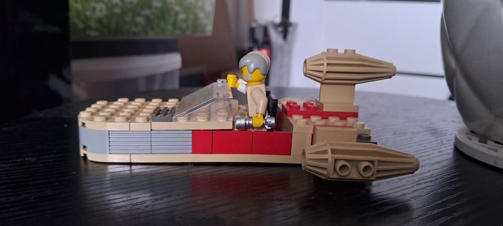 LEGO Star Wars 7110 Landspeeder (1999)