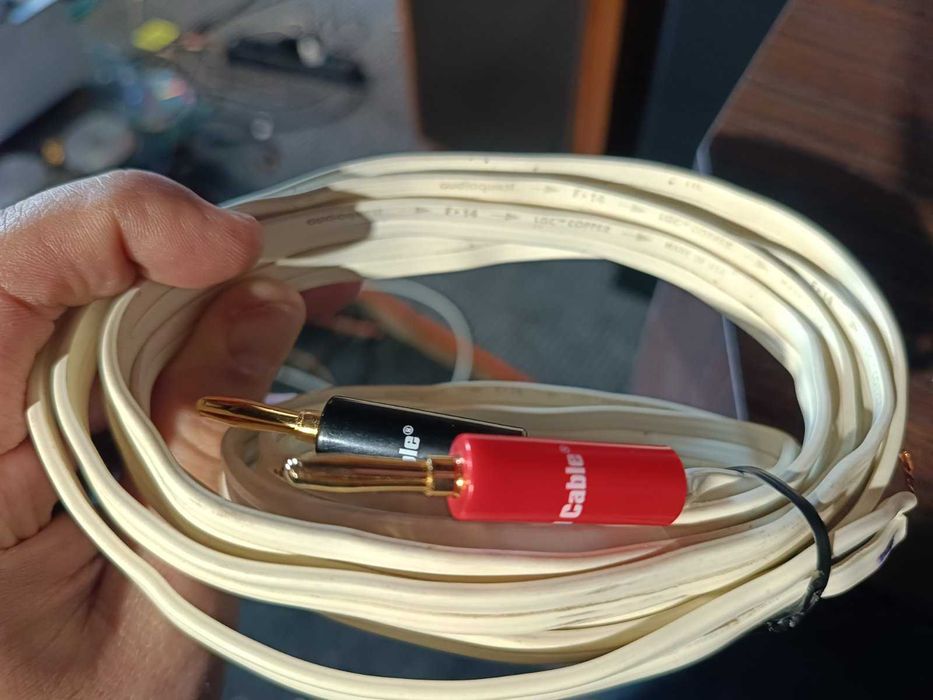 кабеля акустичні Audioquest f-14 2х300см.  A+T audio