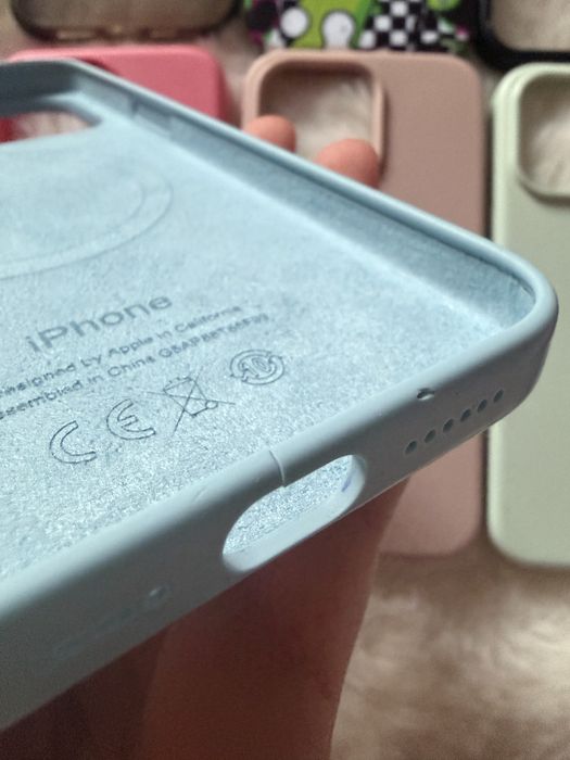 продаж чехлів на iphone 15pro max