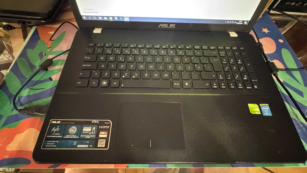 Portatil Asus X751L