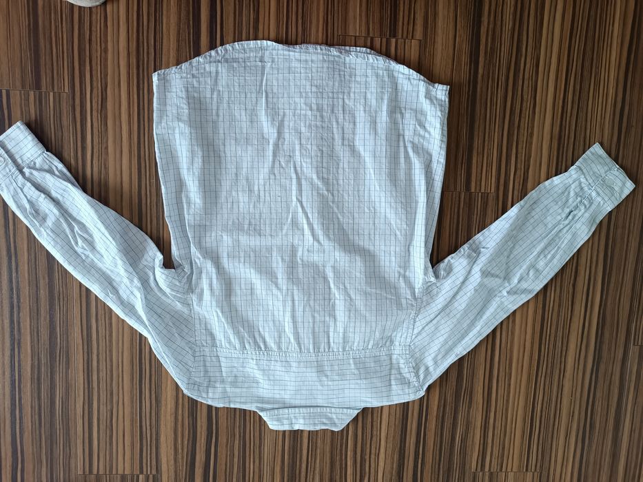 Elegancka koszula z kołnierzykiem Next 128