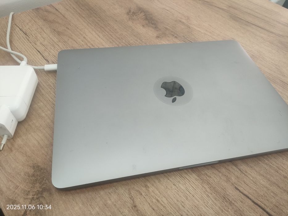 MacBook pro mało uzywany