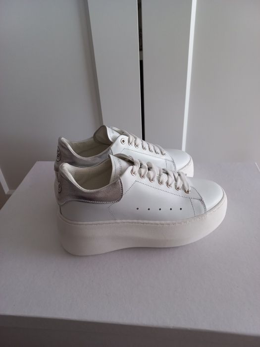 Nowe sneakersy 37 skóra naturalna Federica Lancioni