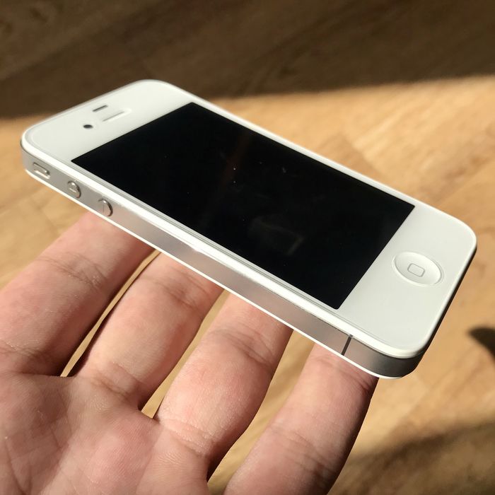 Рідкісний iPhone 4 8GB