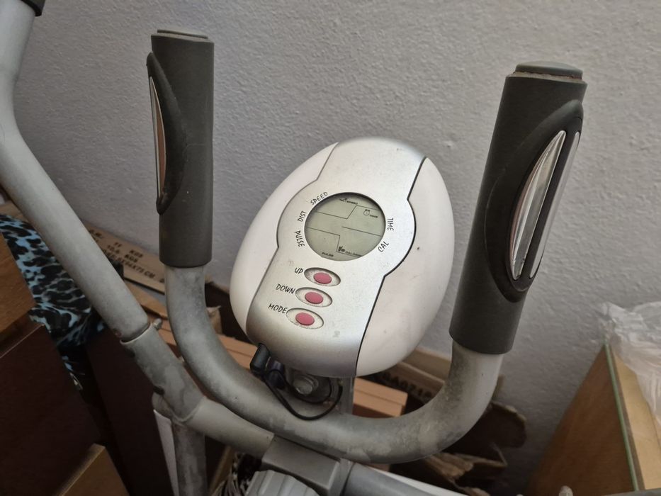 Bicicleta elíptica decathlon a funcionar adequadamente