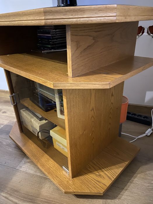 Szafka pod telewizor