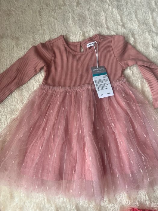 Сукня плаття на дівчинку святкова на весну