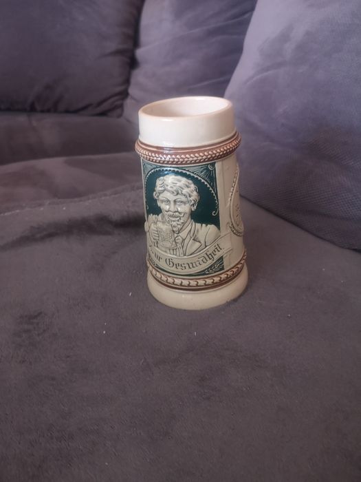 Kufel kamionkowy niemiecki