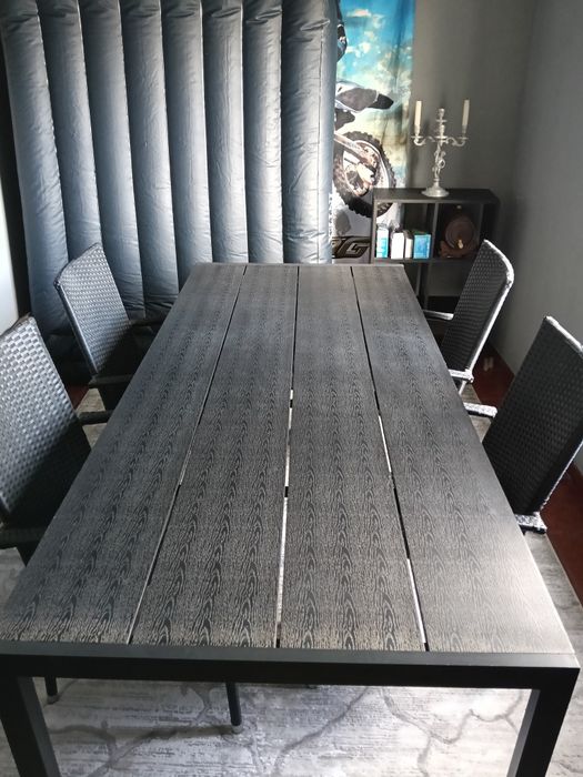 Mesa de Jardim Cinza