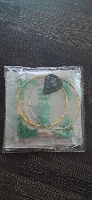 Гитара Polcraft c звукоснимателем