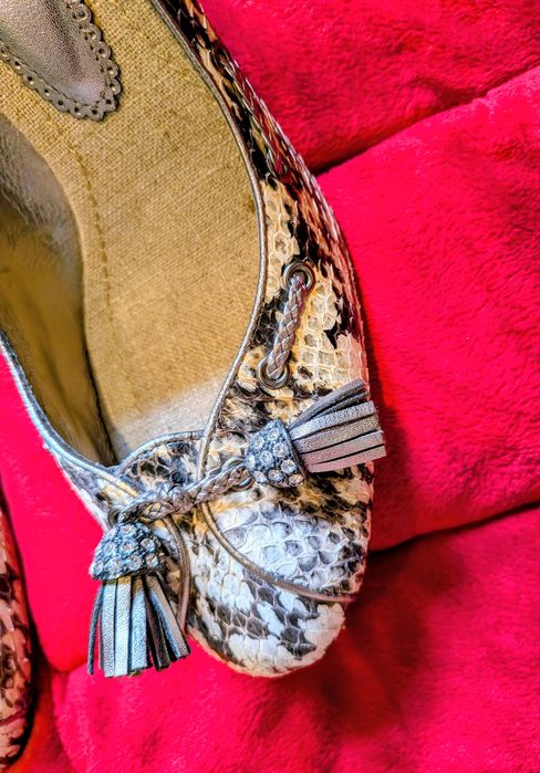 Bourne szpilki 41 Nowe