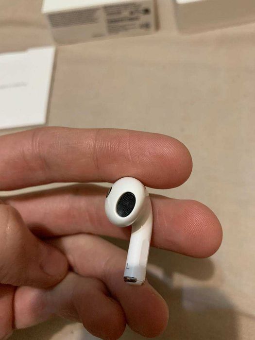 Продам airpods 3 оригінал + чохол