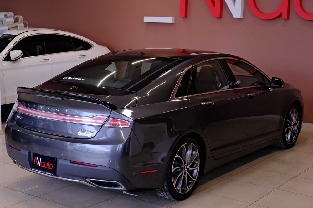 Lincoln MKZ 2019