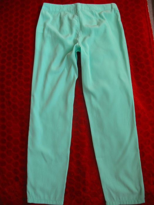 Spodnie - damskie eleganckie 38 M biodra 100 cm