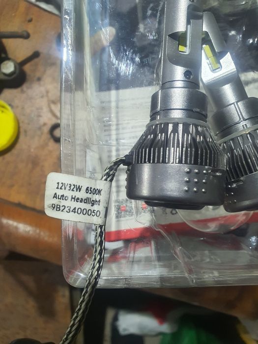 Лампы диодные  H4