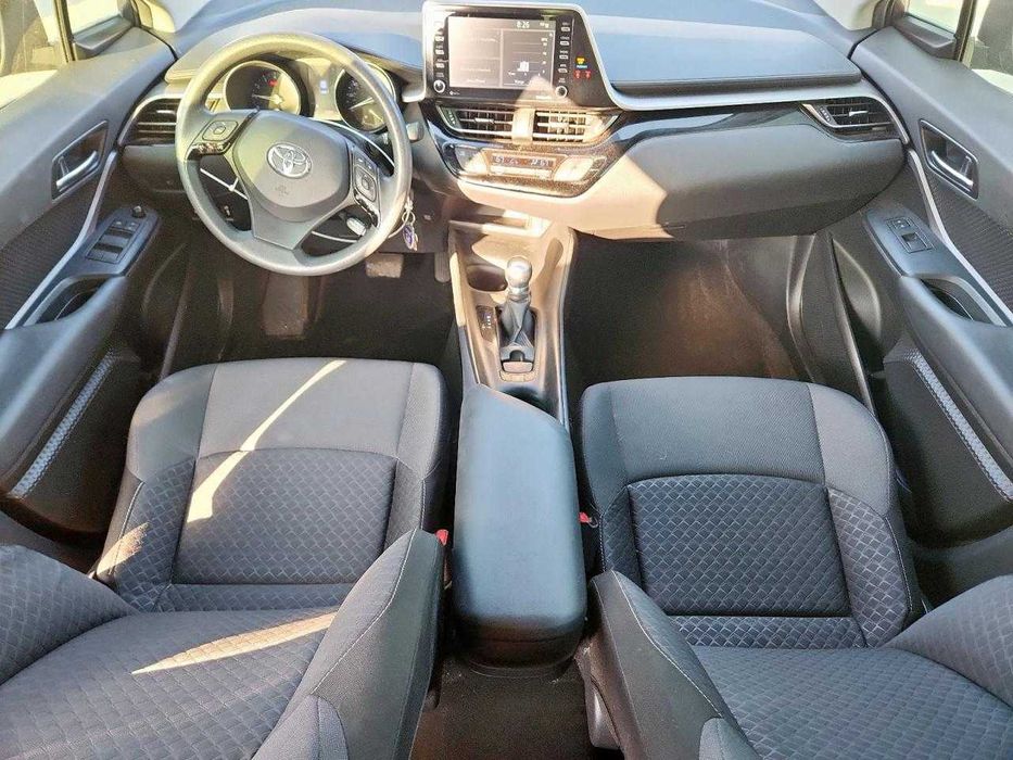 Toyota C-HR XLE 2020
