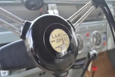 Land Rover Santana