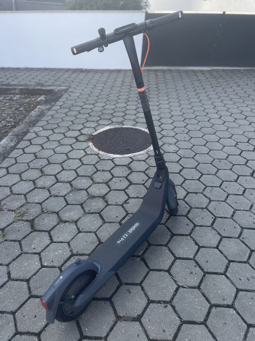 Ninebot E2 Pro - Trotinete elétrica
