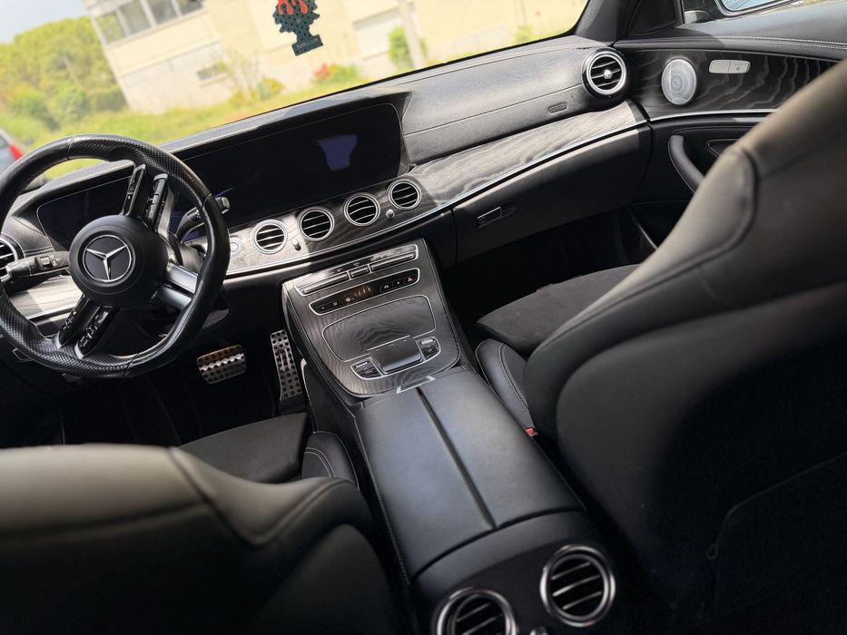 Mercedes-Benz E 300 Plug-in Hybrid Diesel
