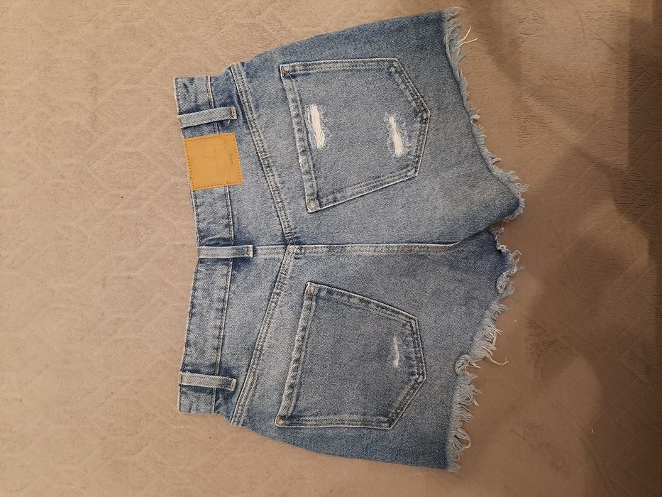 Krótkie jeansowe spodenki XS