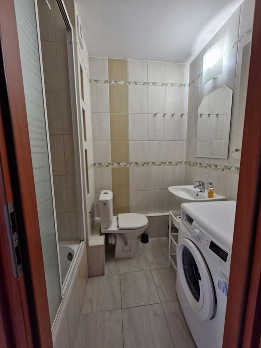 Pokój dwosobowy w mieszkaniu trzypokojowym