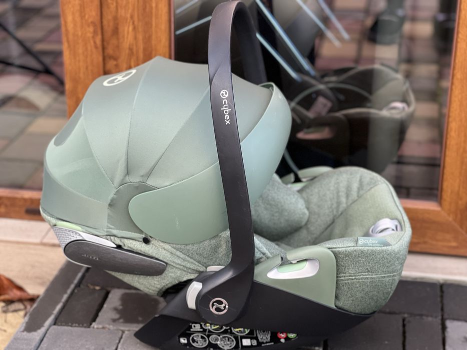 Автокрісло cybex cloud T plus i-Size