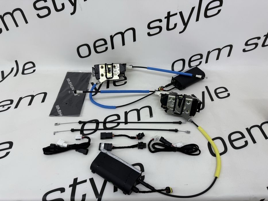 Доводчики замки передних дверей Mercedes W447 V-Class Vito Metris