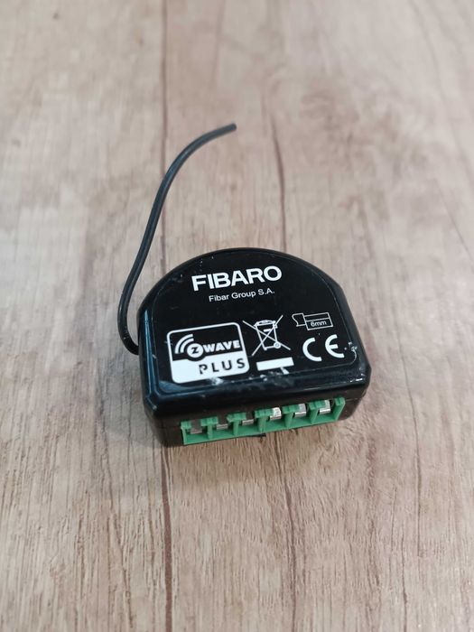 Fibaro - Single Switch 2 (FGS-213)